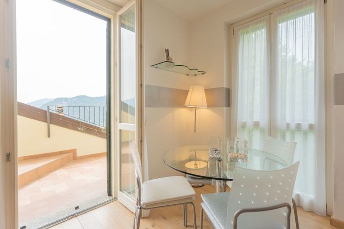 Image No.8-Appartement de 2 chambres à vendre à Menaggio