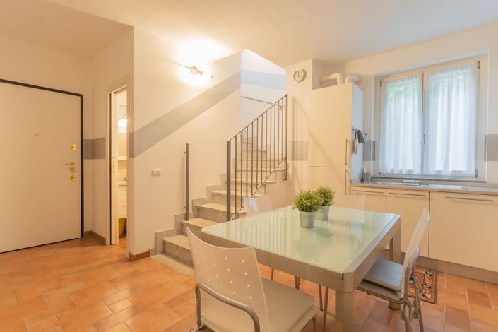 Image No.9-Appartement de 2 chambres à vendre à Menaggio