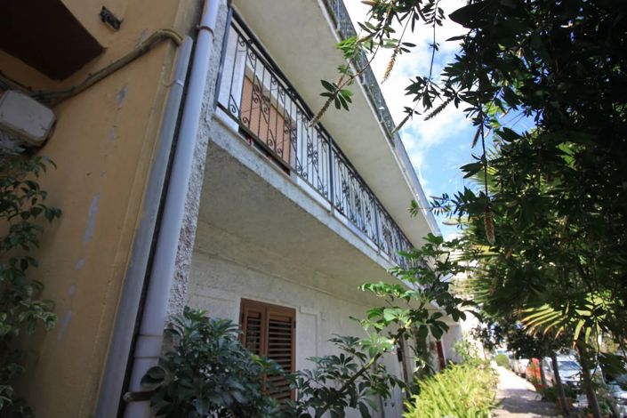 Image No.16-4 Bed Apartment for sale