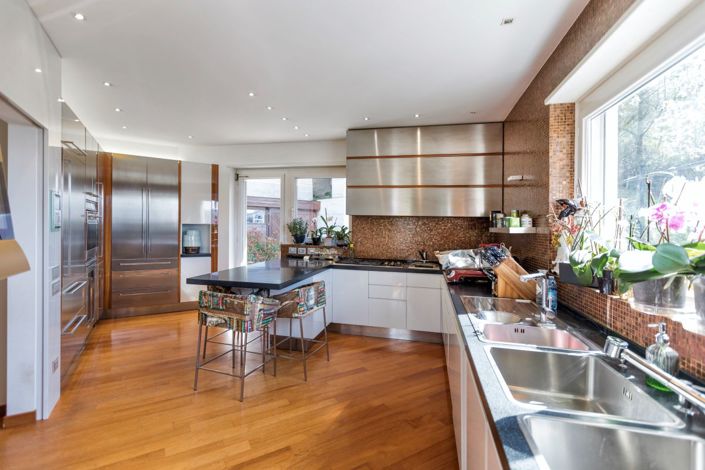 Image No.7-4 Bed Villa for sale