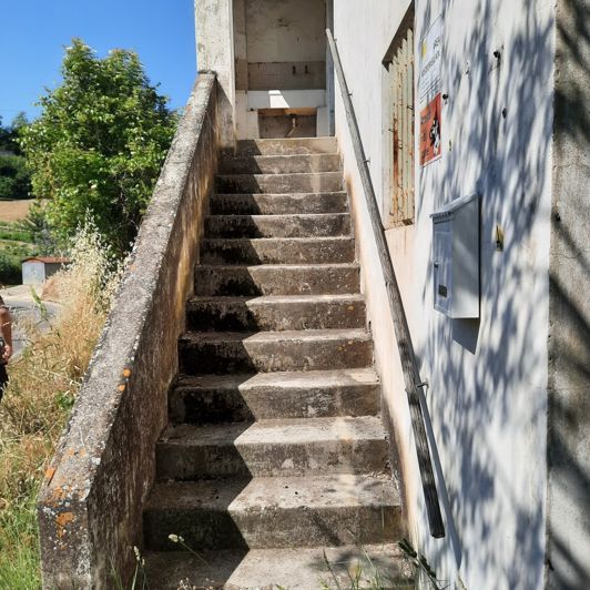 Image No.5-2 Bed Property for sale