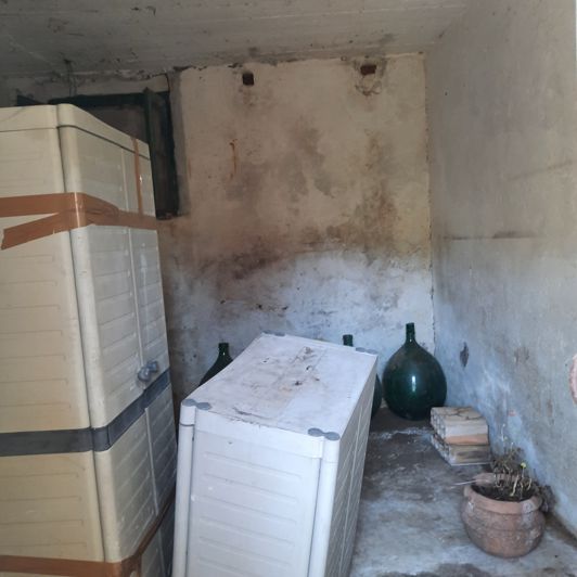 Image No.8-2 Bed Property for sale