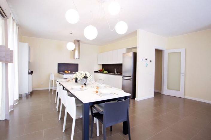 Image No.5-4 Bed Villa for sale