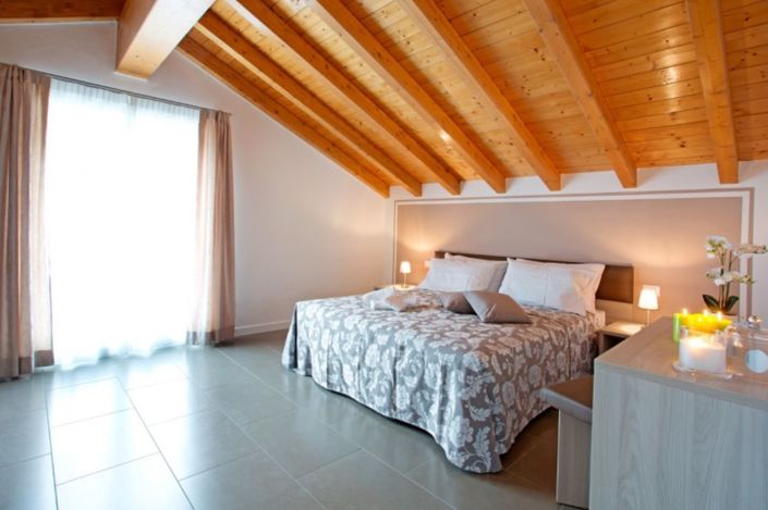 Image No.9-4 Bed Villa for sale