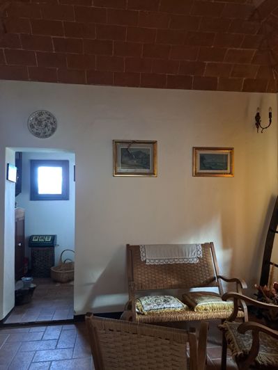 Image No.4-Maison de 5 chambres à vendre à Lajatico