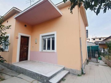 1 - Alba Adriatica, Property