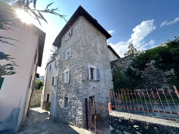 Image No.1-Maison de 1 chambre à vendre à Domaso