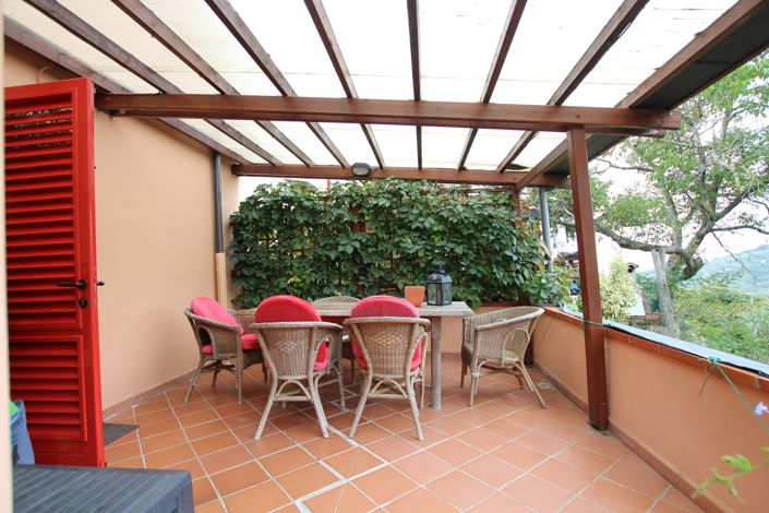 Image No.2-Jumelé de 3 chambres à vendre à Pistoia