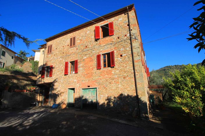 Image No.16-Propriété de 5 chambres à vendre à Pistoia