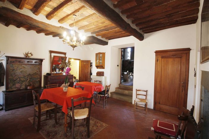 Image No.6-Propriété de 5 chambres à vendre à Pistoia