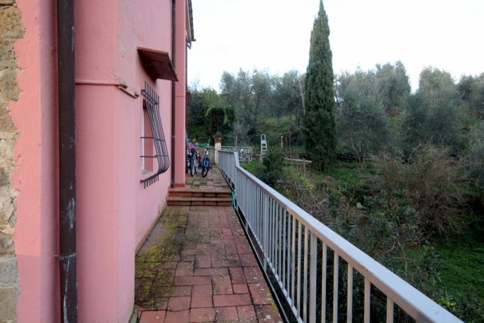 Image No.14-5 Bed Semi-Detached for sale