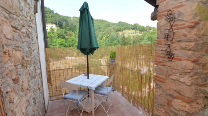 Image No.1-Propriété de 3 chambres à vendre à Molazzana