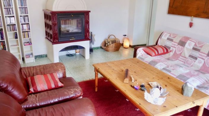 Image No.16-4 Bed House for sale