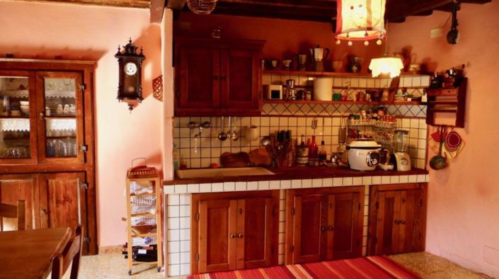 Image No.9-4 Bed House for sale