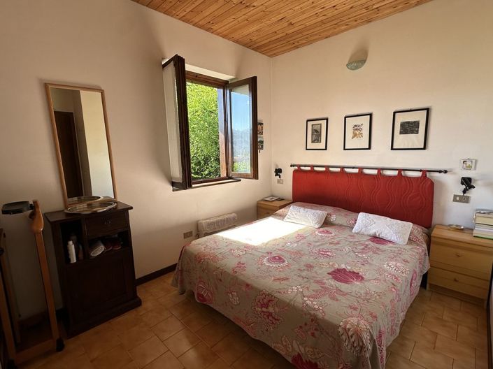 Image No.7-2 Bed Semi-Detached for sale