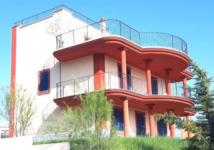 Image No.1-Propriété de 4 chambres à vendre à Offida