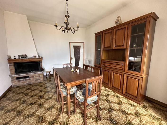 Image No.7-3 Bed Apartment for sale