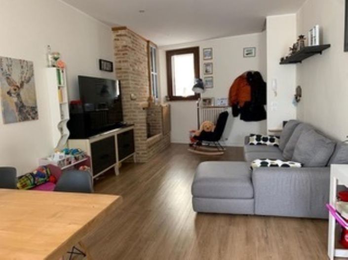 Image No.9-3 Bed Semi-Detached for sale