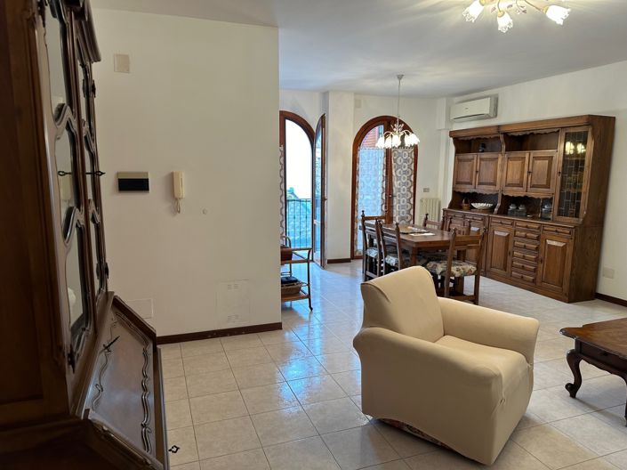 Image No.3-3 Bed Apartment for sale