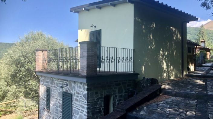 Image No.2-Propriété de 4 chambres à vendre à Bagni di Lucca