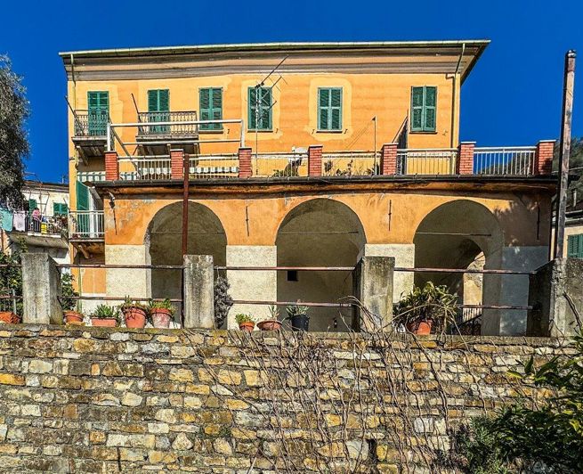 Image No.1-Villa de 9 chambres à vendre à Pontedassio