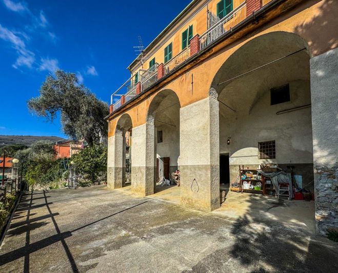 Image No.2-9 Bed Villa for sale