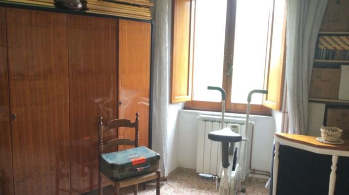 Image No.11-3 Bed House for sale