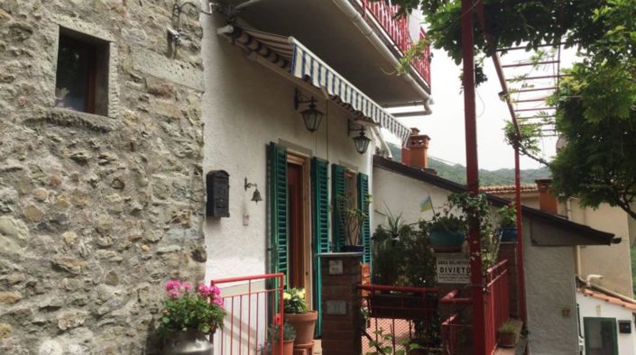 Image No.3-3 Bed House for sale