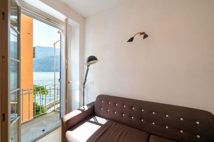 Image No.3-2 Bed House for sale