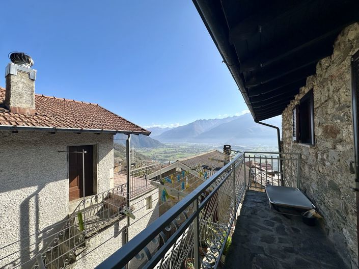 Image No.13-2 Bed House for sale