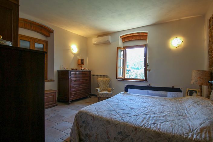 Image No.17-6 Bed Villa for sale