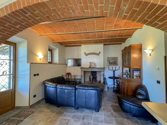 Image No.7-6 Bed Villa for sale