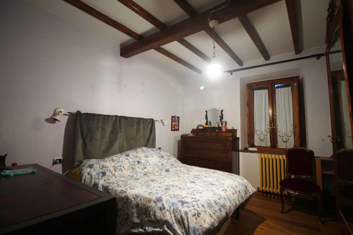 Image No.13-4 Bed House for sale