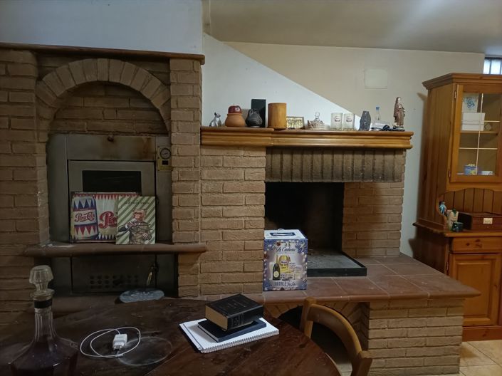 Image No.9-4 Bed Property for sale