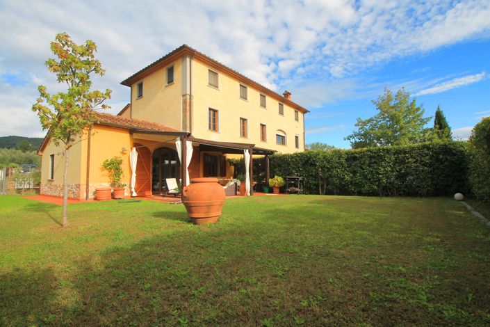 Image No.13-3 Bed Semi-Detached for sale