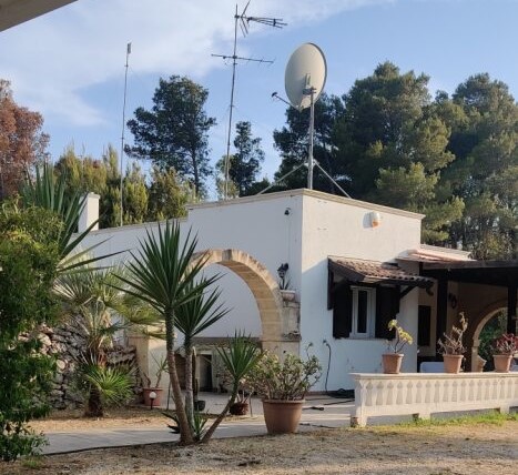 Image No.2-4 Bed Villa for sale