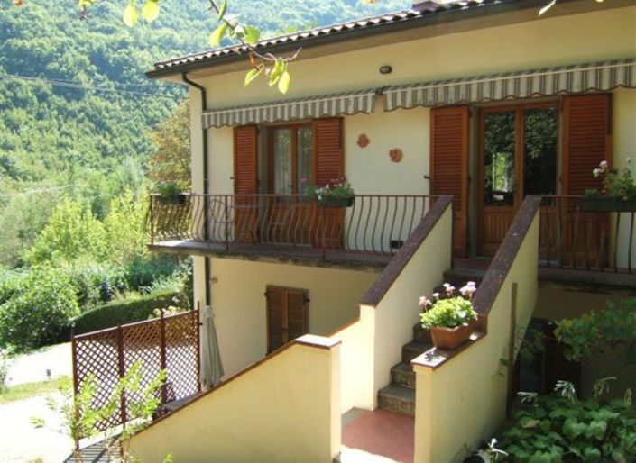 Image No.10-Propriété de 5 chambres à vendre à Bagni di Lucca