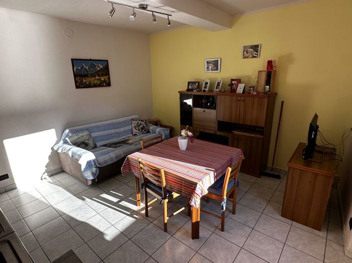 Image No.6-1 Bed House for sale