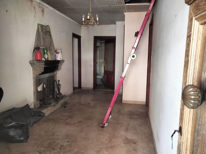 Image No.6-3 Bed House for sale