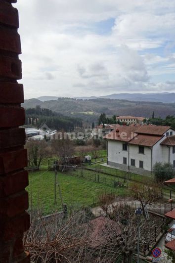 Image No.4-Propriété de 3 chambres à vendre à Chitignano