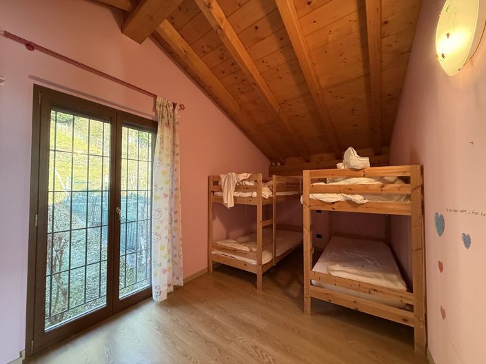 Image No.14-2 Bed House for sale