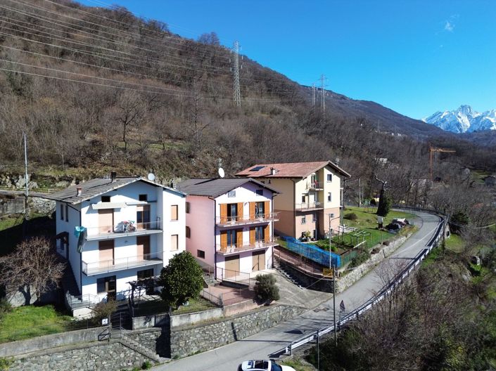 Image No.18-Propriété de 6 chambres à vendre à Gera Lario