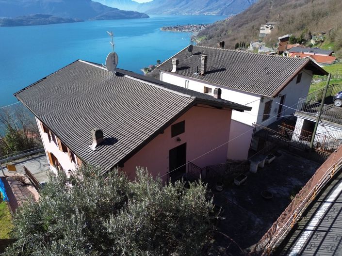 Image No.3-Propriété de 6 chambres à vendre à Gera Lario