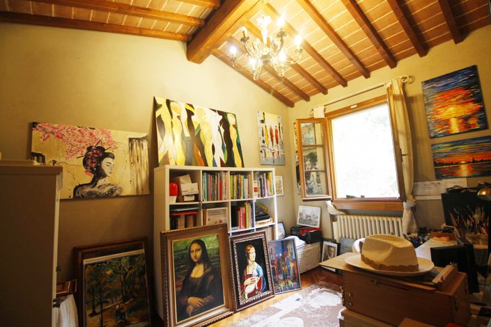 Image No.11-2 Bed Property for sale