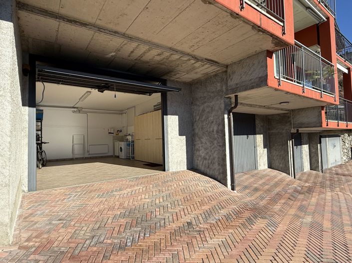 Image No.15-2 Bed Semi-Detached for sale