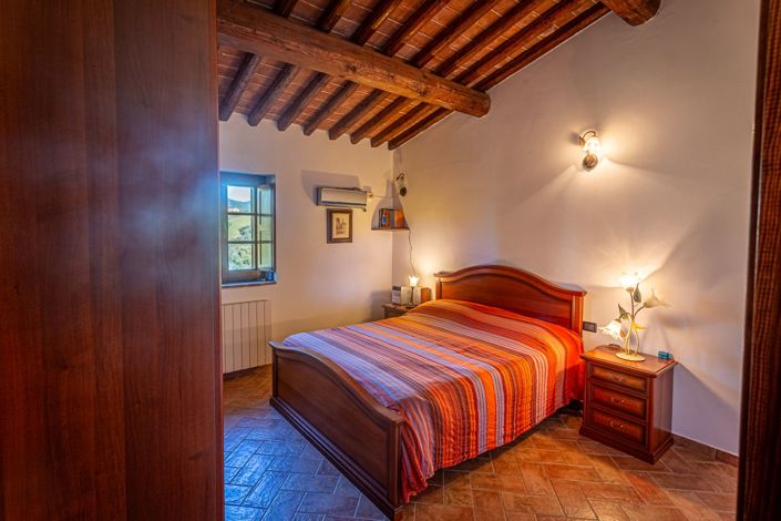 Image No.10-Appartement de 2 chambres à vendre à Gambassi Terme