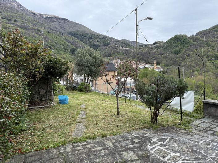 Image No.13-4 Bed House for sale