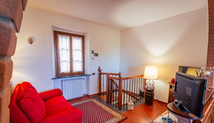 Image No.5-Maison de 2 chambres à vendre à Lajatico