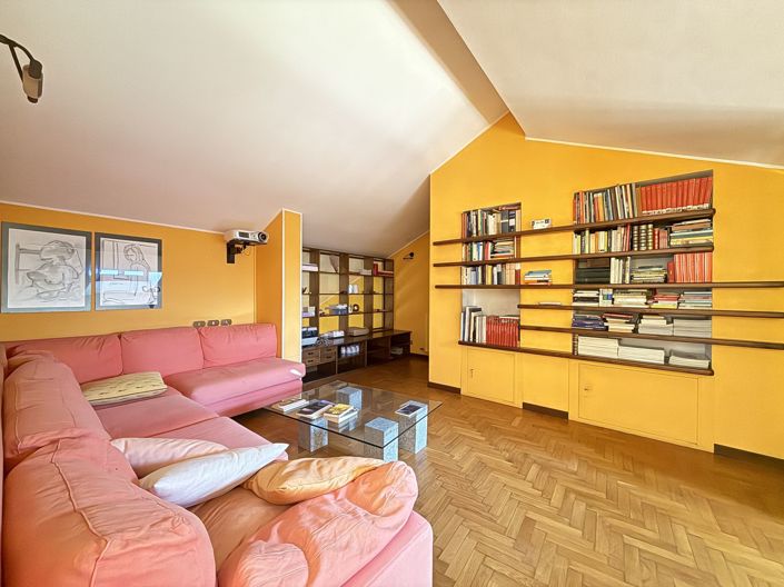 Image No.7-Maison de 4 chambres à vendre à Gravedona