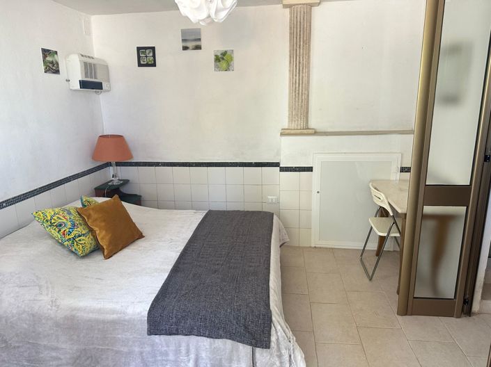 Image No.12-2 Bed Semi-Detached for sale